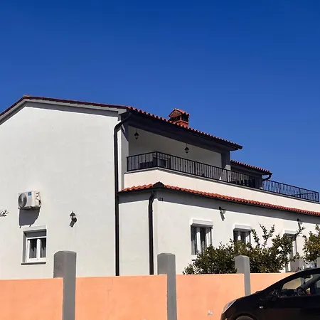 Apartment Sany Vodnjan